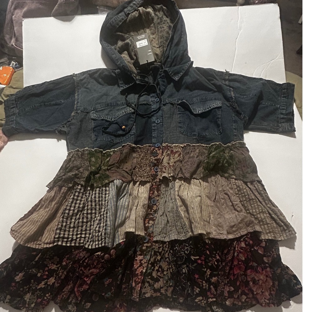 Young Threads Denim Patchwork Hooded Tunic Top Blue Floral Ruffle Mixed Media L - Picture 2 of 8